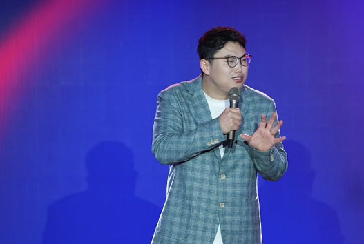 脫口秀演員繼業爆笑揭秘，跟老丈人喝酒原來最怕這個？